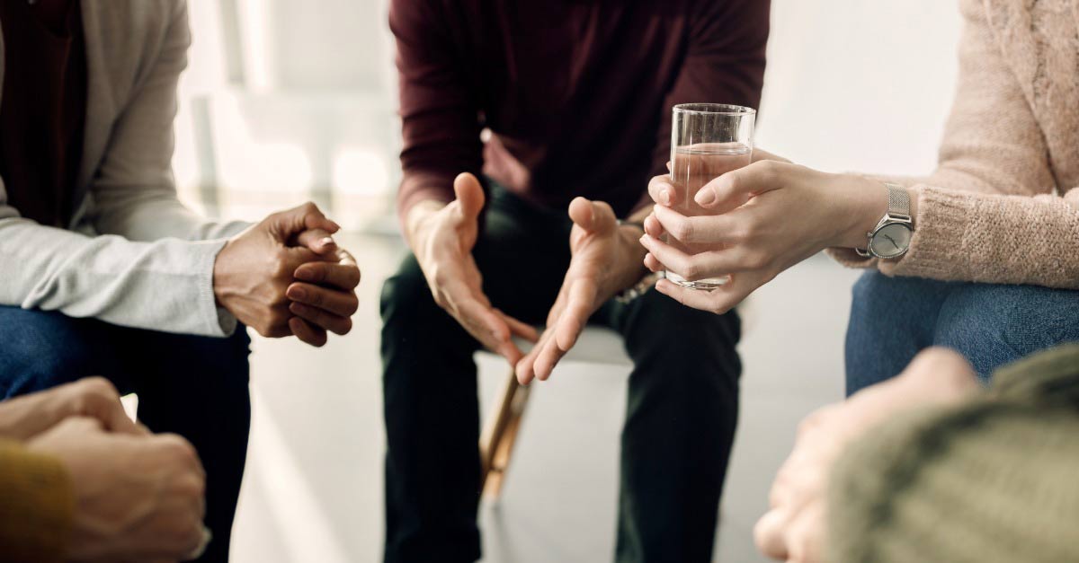 Does Luxury Rehab in MA Improve Outcomes? | PHP IOP for drug and alcohol luxury addiction treatment in MA | Refresh Recovery Center in Norwell, MA